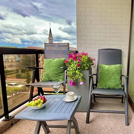 Appartamento Sia - Lichtrijke Met Balkon Met Zijzeezicht In Hartje *
